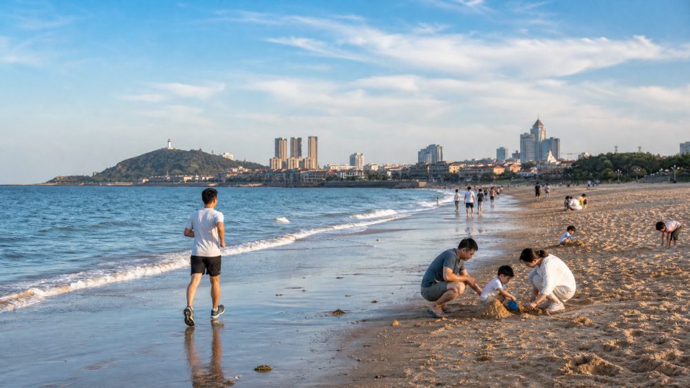 烟台夏季海边活动怎么选:时间、地点与安全提示